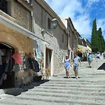 Owl Alvarez - 5 Min Walk To Old Town Center * 波连斯萨