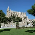 Owl Alvarez - 5 Min Walk To Old Town Center 别墅 波连斯萨