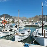 Owl Alvarez - 5 Min Walk To Old Town Center 别墅 波连斯萨