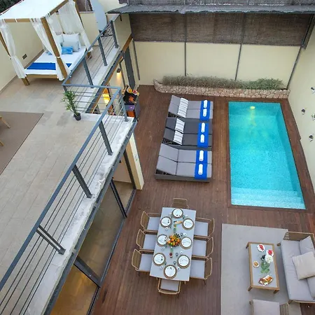 Owl Alvarez - 5 Min Walk To Old Town Center Villa *