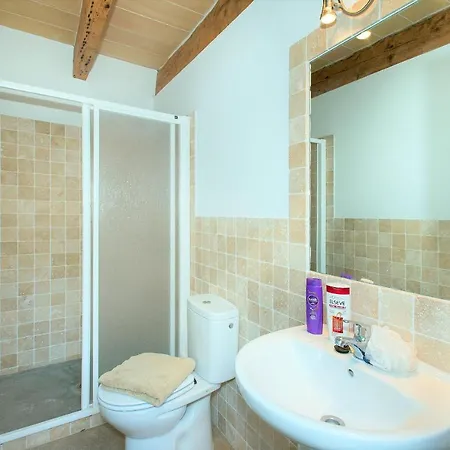 Owl Alvarez - 5 Min Walk To Old Town Center Вилла