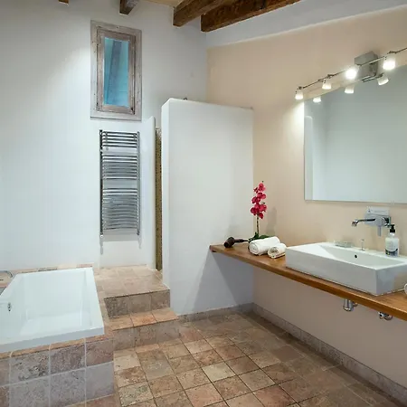 Owl Alvarez - 5 Min Walk To Old Town Center Villa *