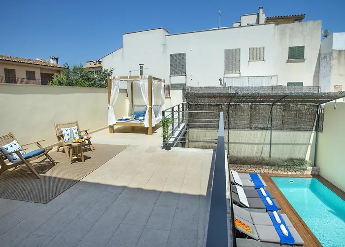 Owl Alvarez - 5 Min Walk To Old Town Center *