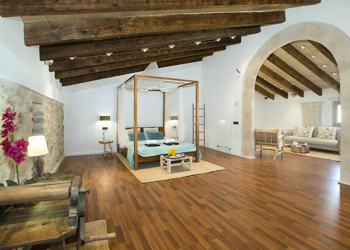 Owl Alvarez - 5 Min Walk To Old Town Center *